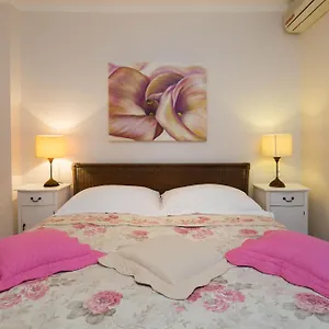 https://apartments-suzy-split-21000.splithotels.org